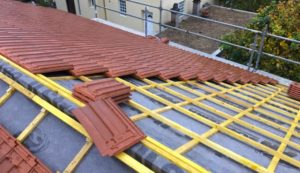 HAR COUVREUR SARTHE : Travaux de charpente, couverture, zinguerie, faîtage, Nettoyage démoussage et peinture hydrofuge toiture, Ravalement Façade, pose de bardage, petite maçonnerie … intervention dans la Sarthe : Le Mans 72 ….